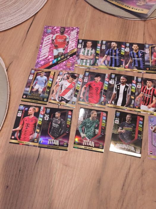 Karty piłkarskie Panini Top Class v. 2025