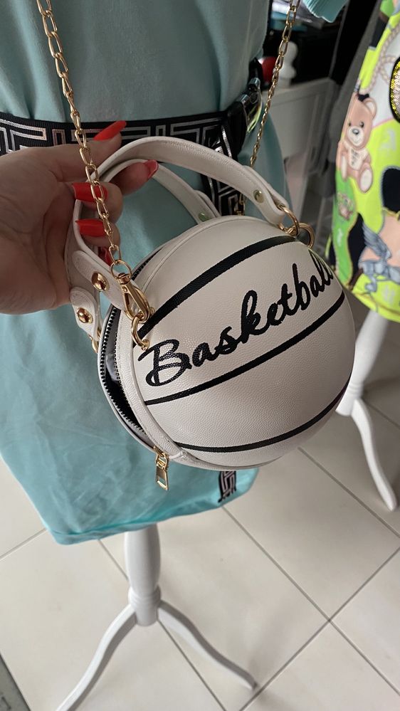 Torebka piłka basketball 19 cm średnica biała