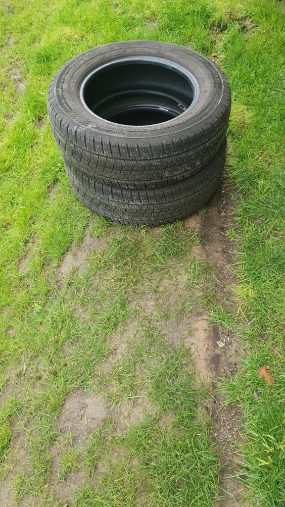 215/65 R16 Conrinental rok 22