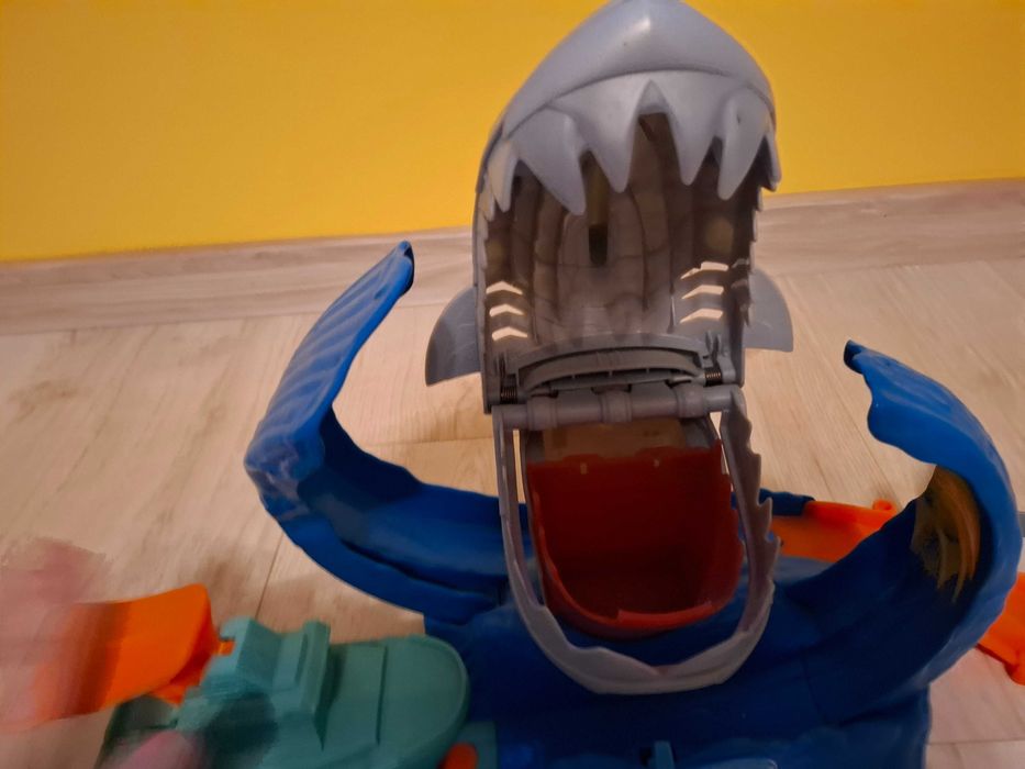 Hot Wheels Roborekin