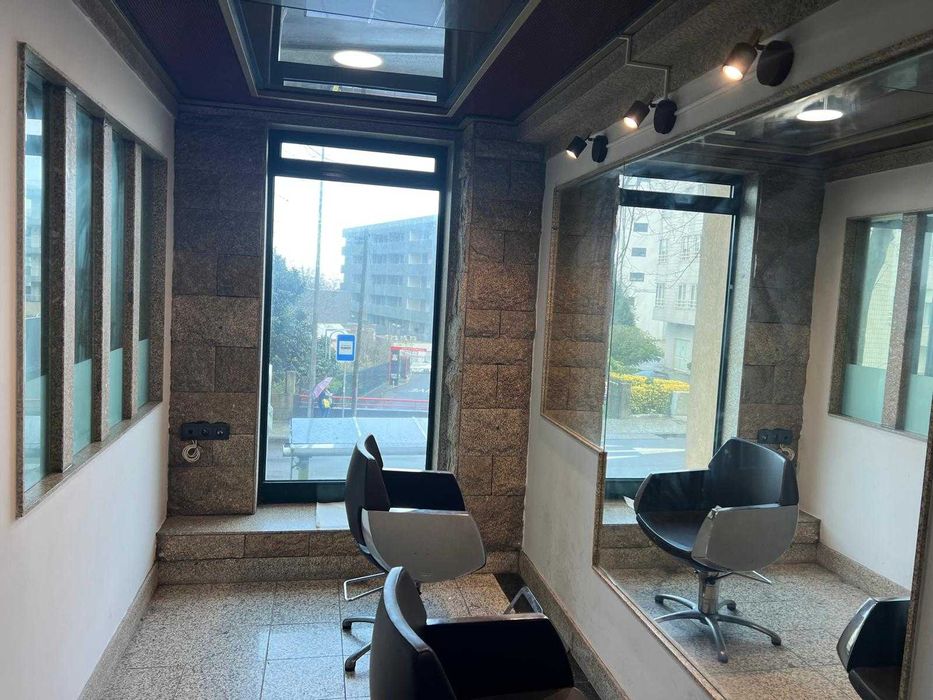 Oportunidade para salão de beleza