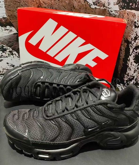 buty_Nike_Air_Max_TN_Plus_Black_Obuwie sportowe Rozmiar.40