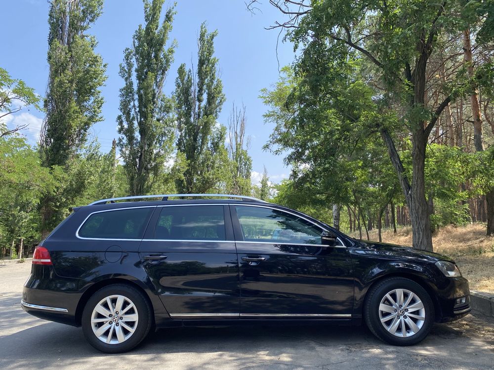Volkswagen Passat B7 2011, 1.4 TSI 90 кВт 122 к.с.