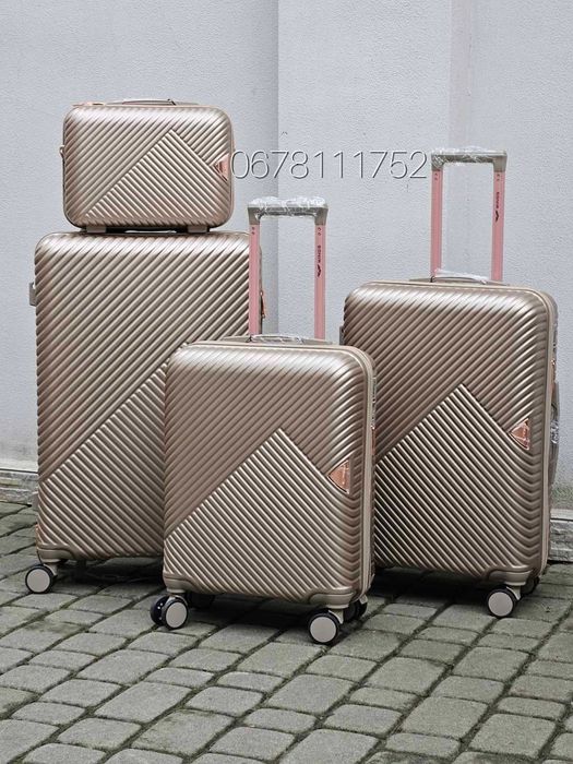 WINGS WN01 Польща валізи чемоданы ручна поклажа Бьюті кейс