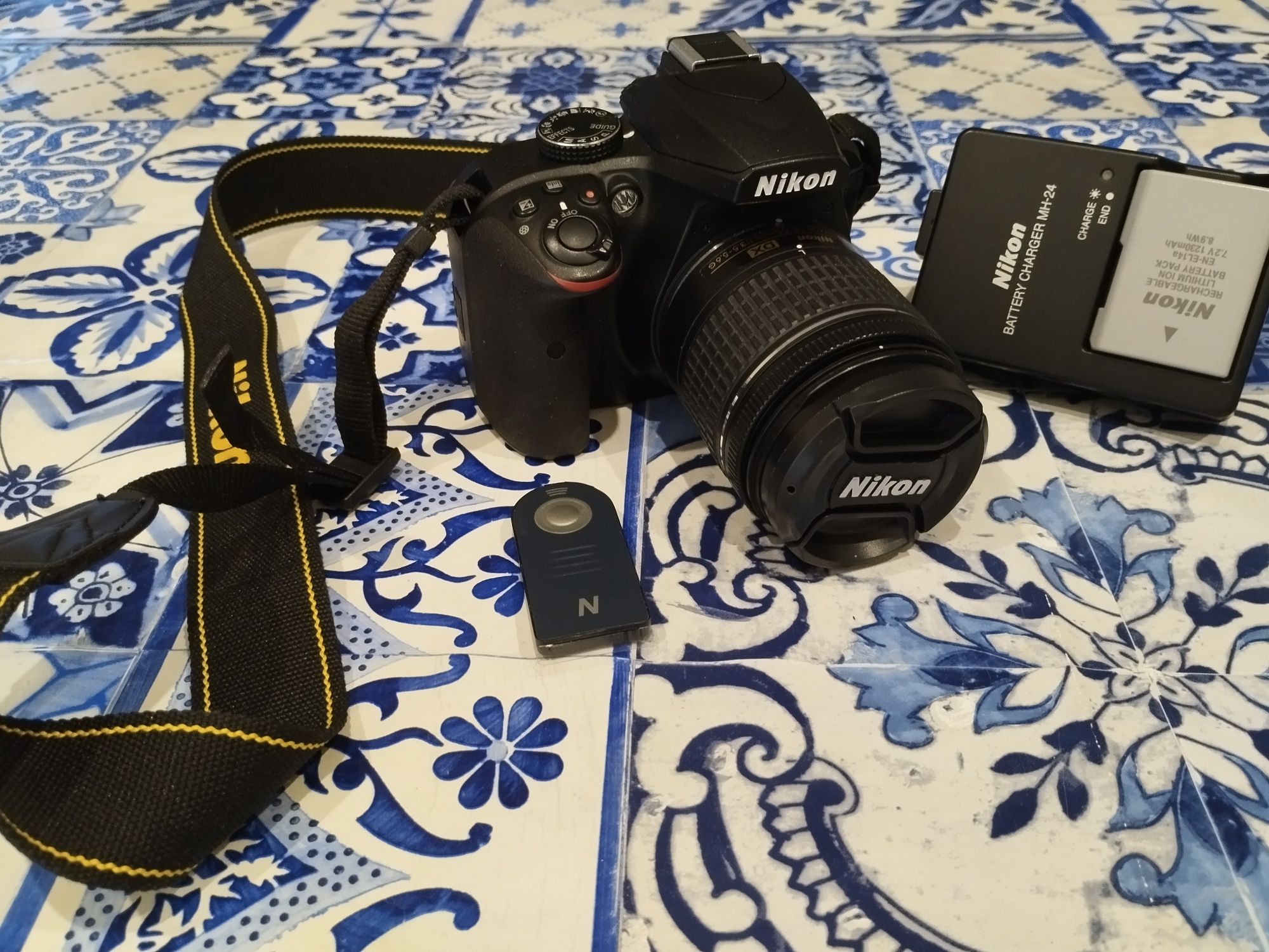 Nikon D3400 com lente 18-55