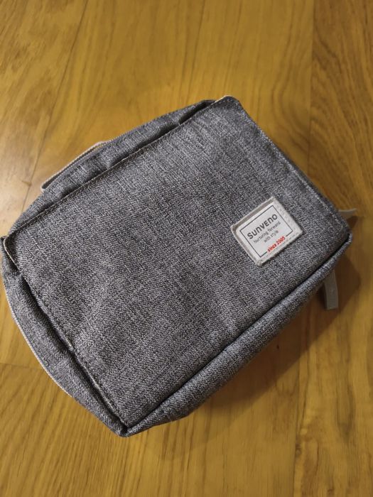 Organizer na chusteczki pieluchy pampersy do wózka dla niemowlaka