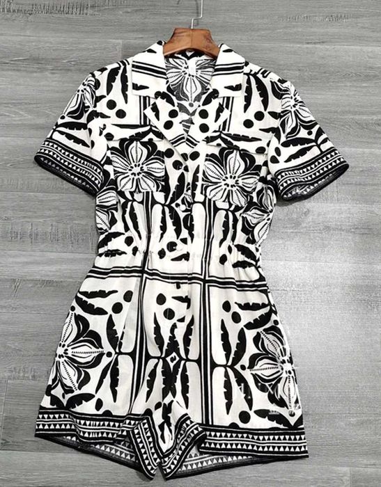 Дизайнерское платье  комбинезон шорты  с принтом, L/XL