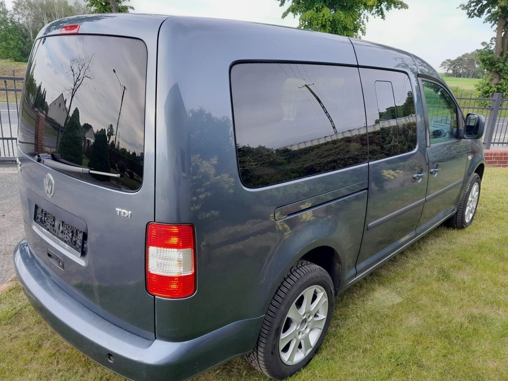 Volkswagen Caddy Live Maxi 1.9 105km 2008 7-osobowy Automat