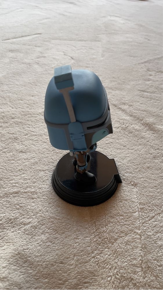 Pop figure death watch mandalorian (no stripes) SPECIAL EDITION