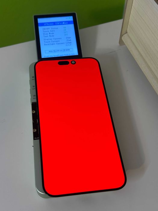 Oryginalny wyświetlacz Apple iPhone 15 Pro Max + górna taśma FVAT