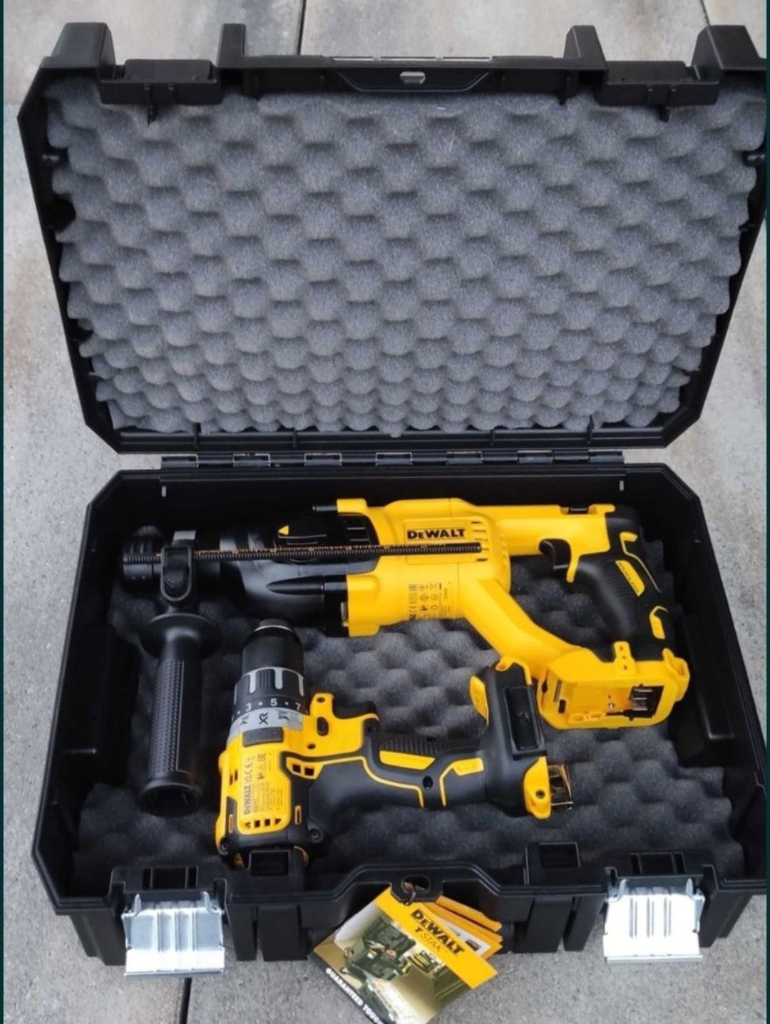 Walizka uniwersalna DeWalt Tstak 2 13.5 l