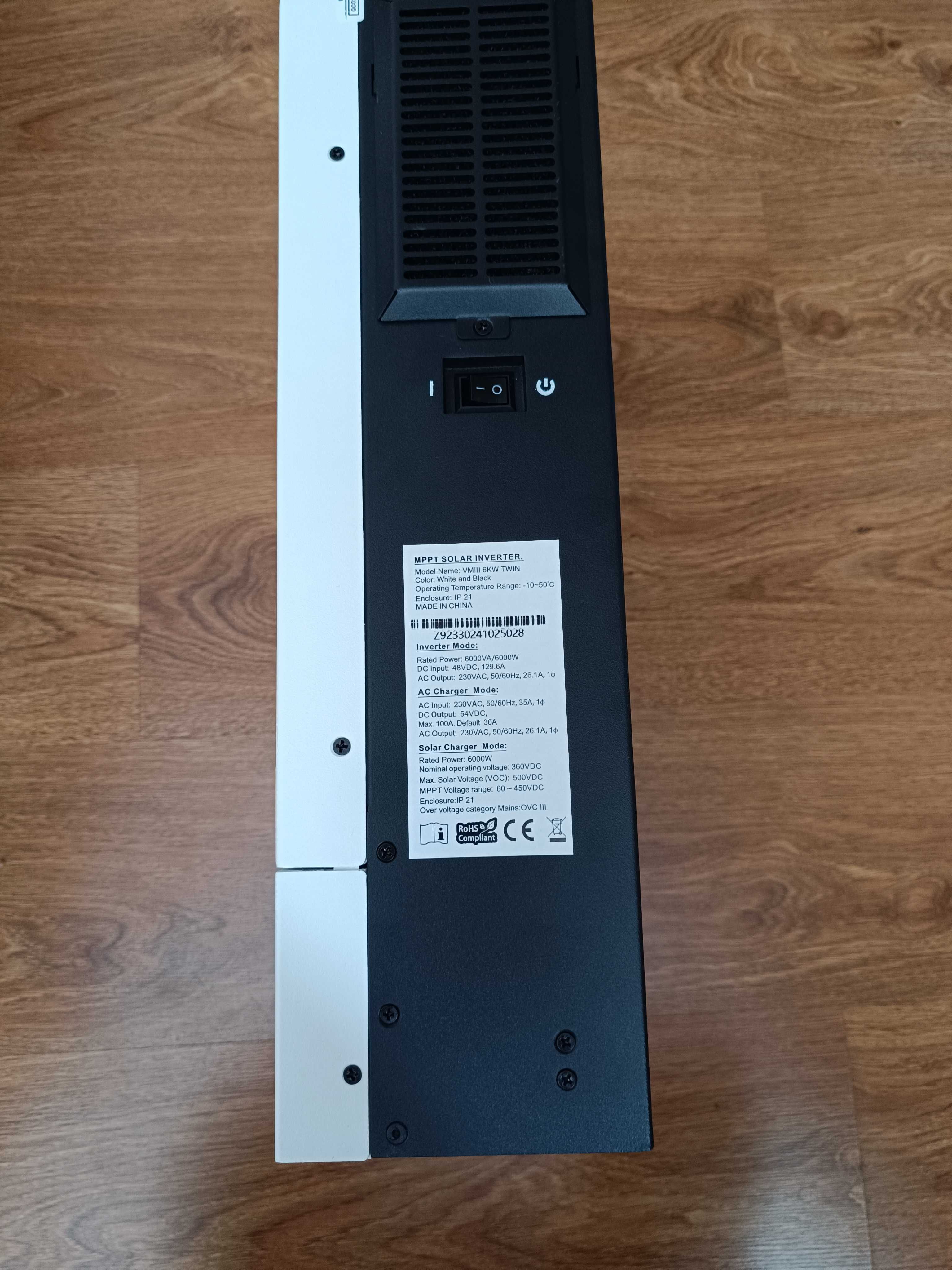 Гібридний сонячний інвертор SUNMART VMIV TWIN 6KW / 48V Wi-Fi