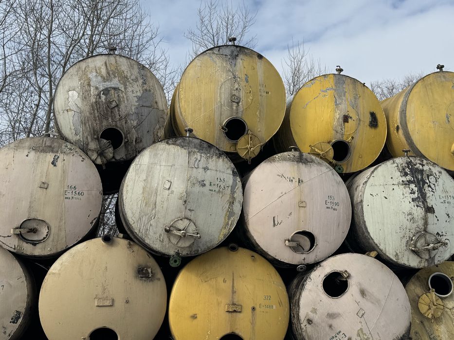 Бочки ёмкость эмалированную   нержавейка  16 куб