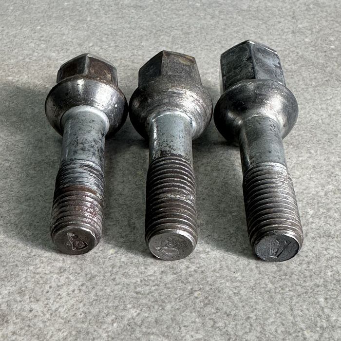 Болти колісні AMG Mercedes w124 w126 w201 190 R129 w210 w202 M12 x1,5