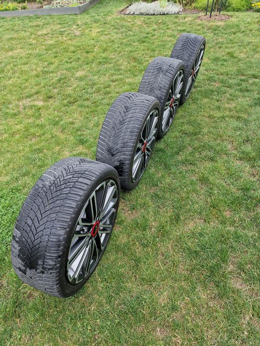 Opony  wielosezonowe  Bridgestone WeatherControl A 005 225/40/18