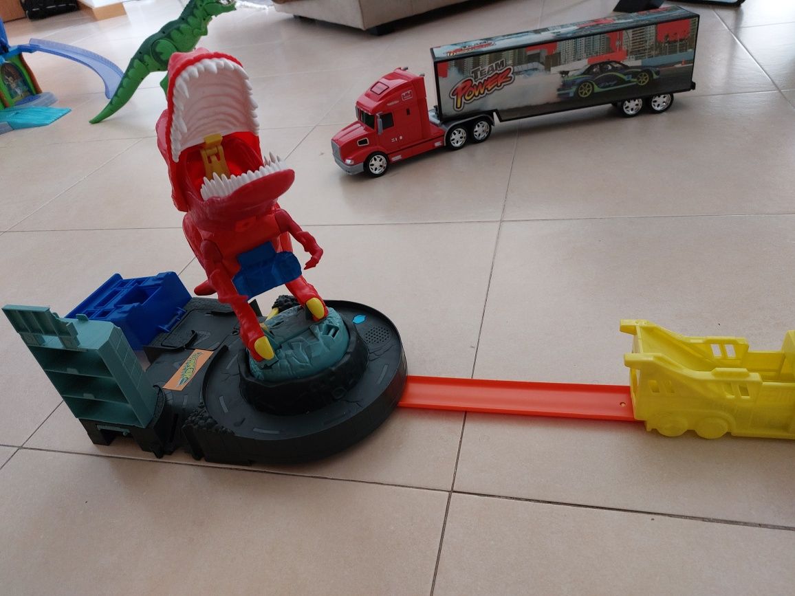 Pista Hot Wheels City T-rex Demolidor Mattel Gfh88