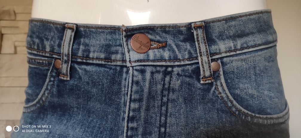 Wrangler Texas Straight Authentic Indigo męskie jeansy rozm 34/32