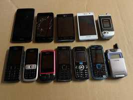 Conjunto de 12 telemóveis