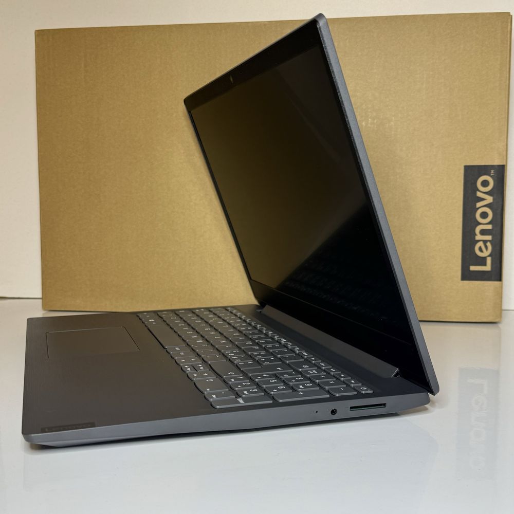 Новий Ноутбук Lenovo V15- ADA 4ГБ 256 ГБ 15.6 дюйма