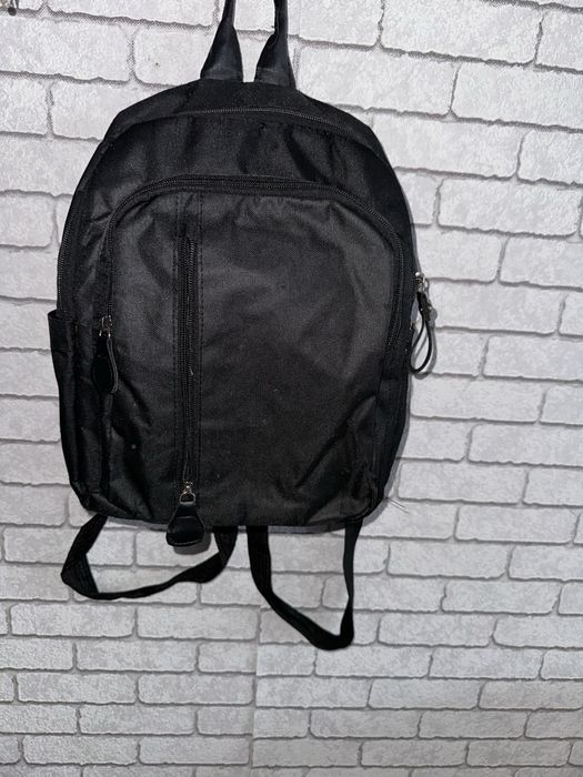 Рюкзак  чорний.