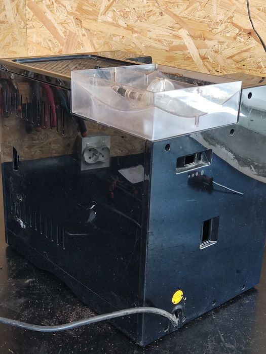 Obudowa górna zbiornik wylewka panel kadłubek Melitta Caffeo CI