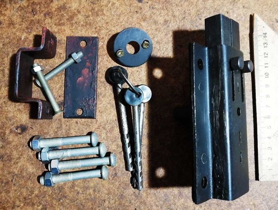 замок  для  дверей