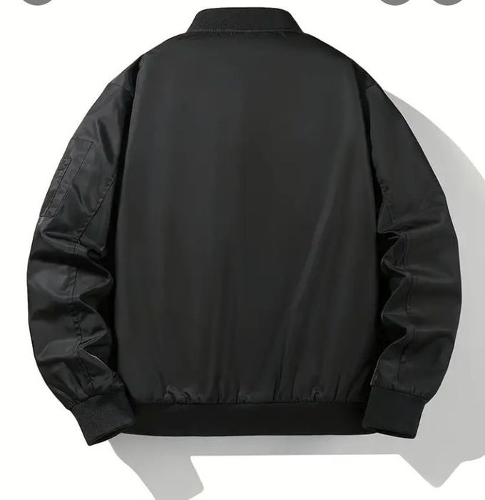 Класичний легкий бомбер (чорний) 3 XL та М синій.