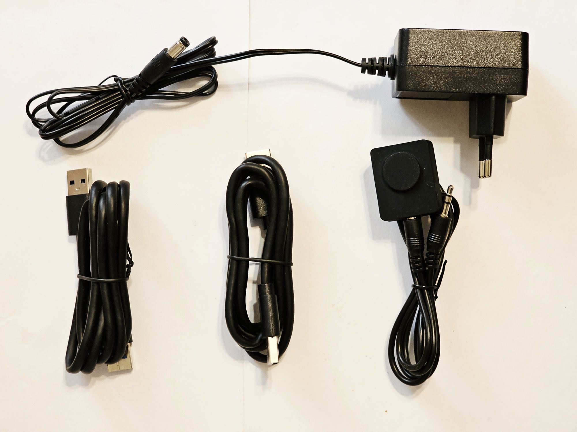 Свіч HDMI KVM Dual Monitor 2×2 VPFET VP-SW220