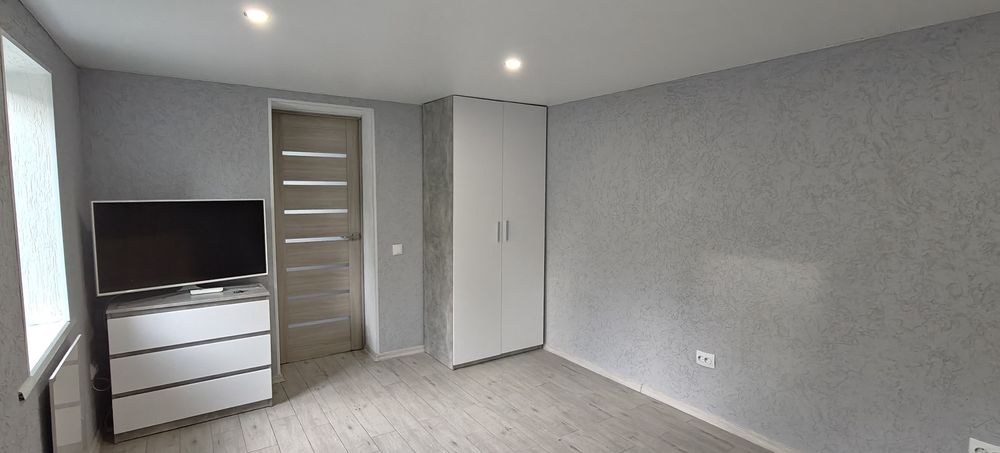 Здам частину будинку Центр