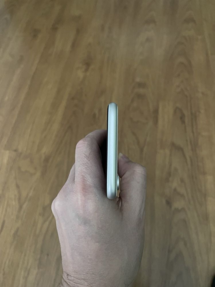 Iphone XR 64 гарний стан