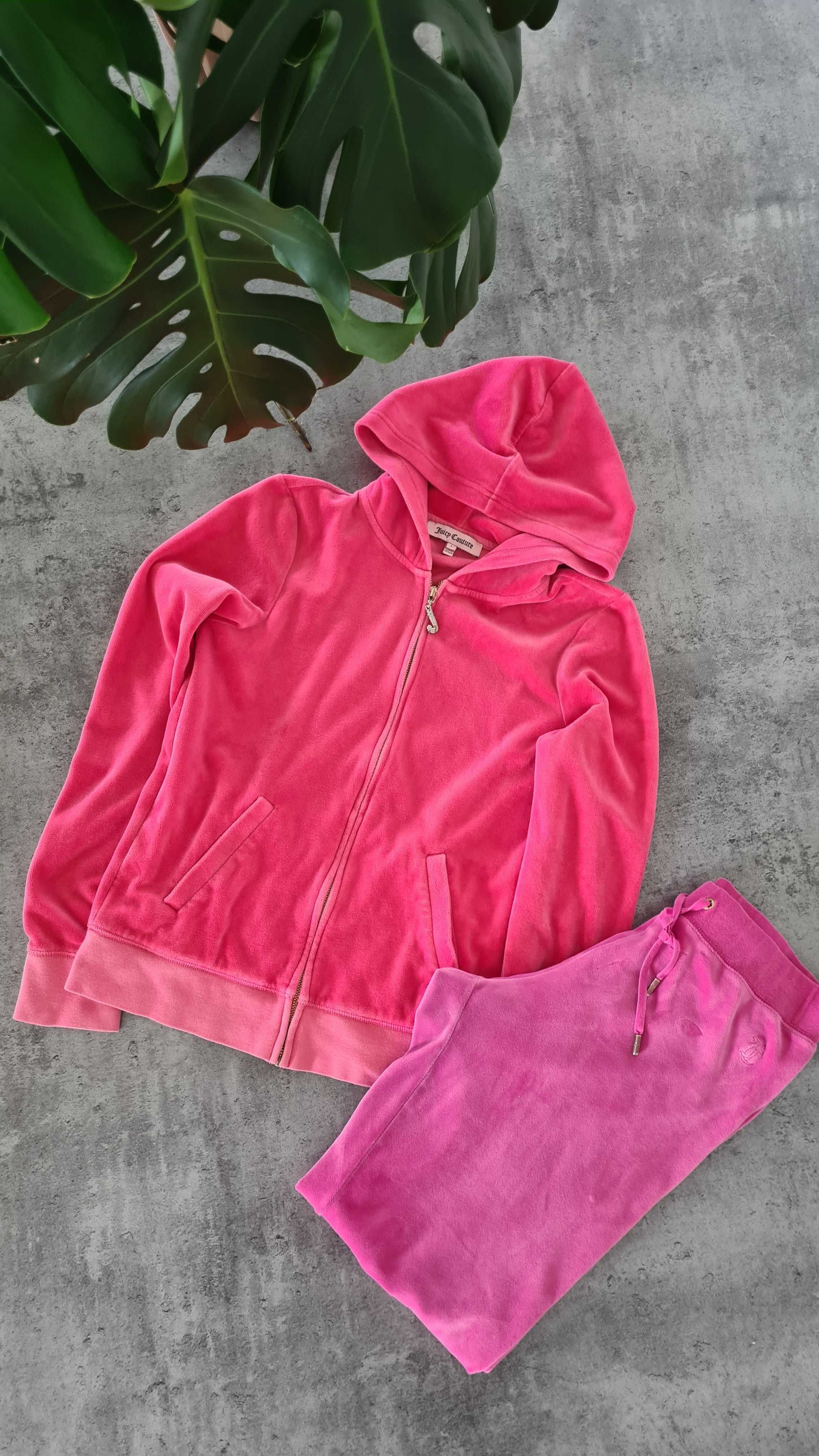 Komplet dresy bluza i spodnie welurowy Juicy Couture. Pudrowy różowy