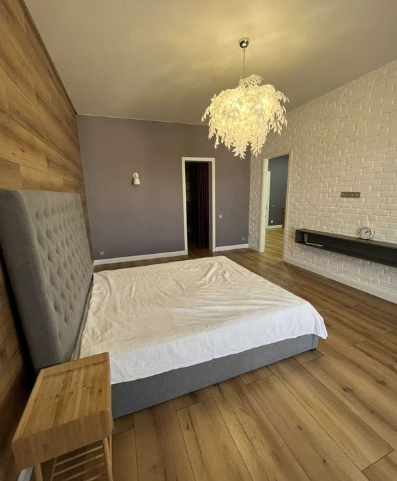 Продажа ДОМА в Совиньоне,  гараж, бассейн, 7.5 сот