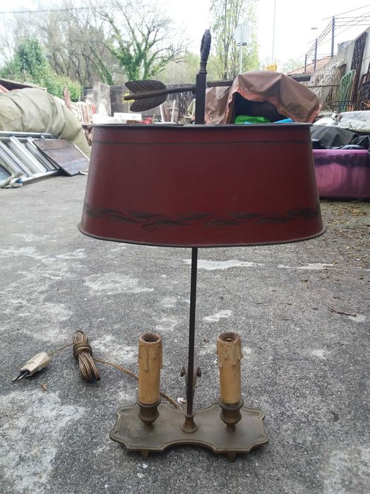 Candeeiro de mesa francês antigo