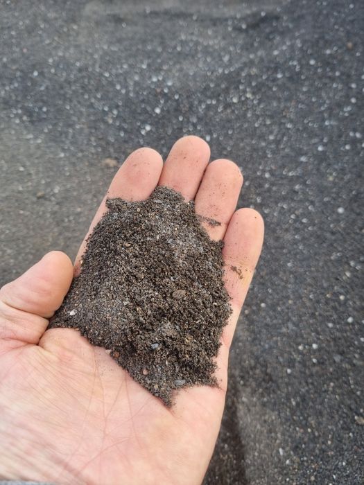 Piasek bazaltowy, czarny, zasypanie kostki, fuga