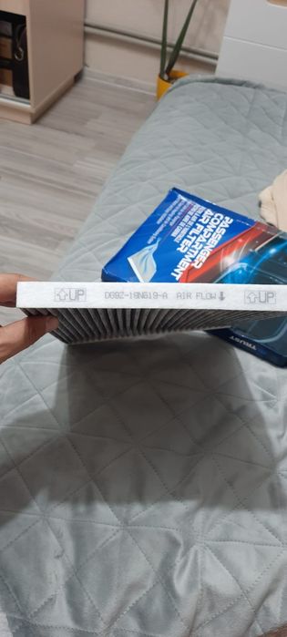 Фільтр салона вугільний Ford Lincoln та багато інших