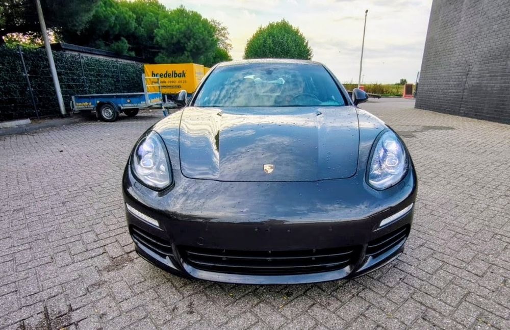 Porsche Panamera S E-Hybrid