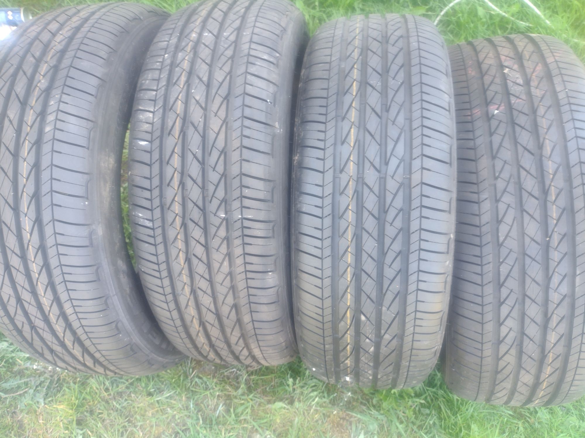 Opony Bridgestone 215/60r17 96H