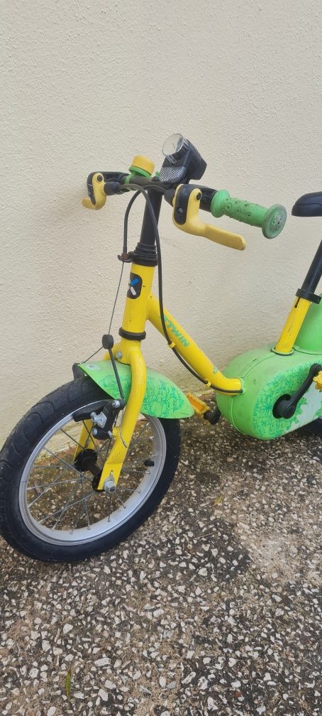 Vendo Bicicleta de criança.