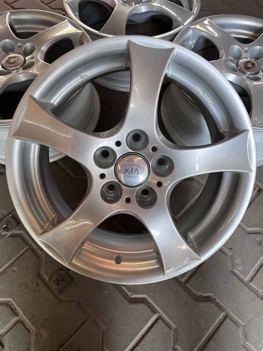 R16 5/114.3 et48 j7 dia67.1 Alutec Germany Renault Kia Huyndai Mazda