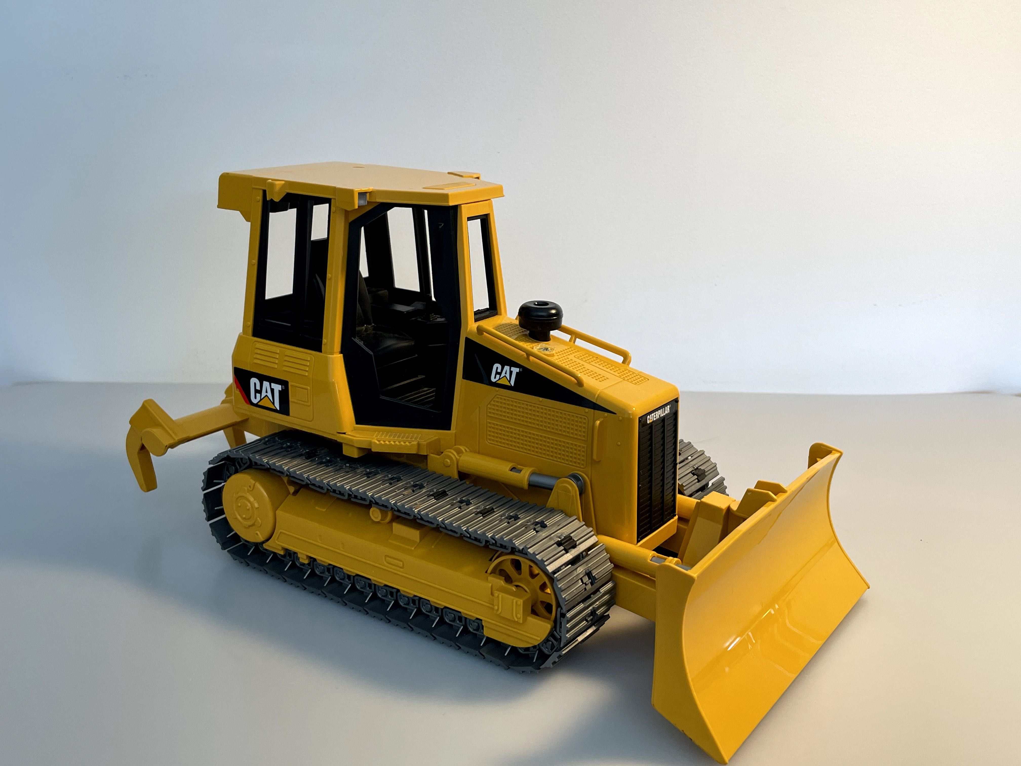 Escavadora CAT - Brinquedo