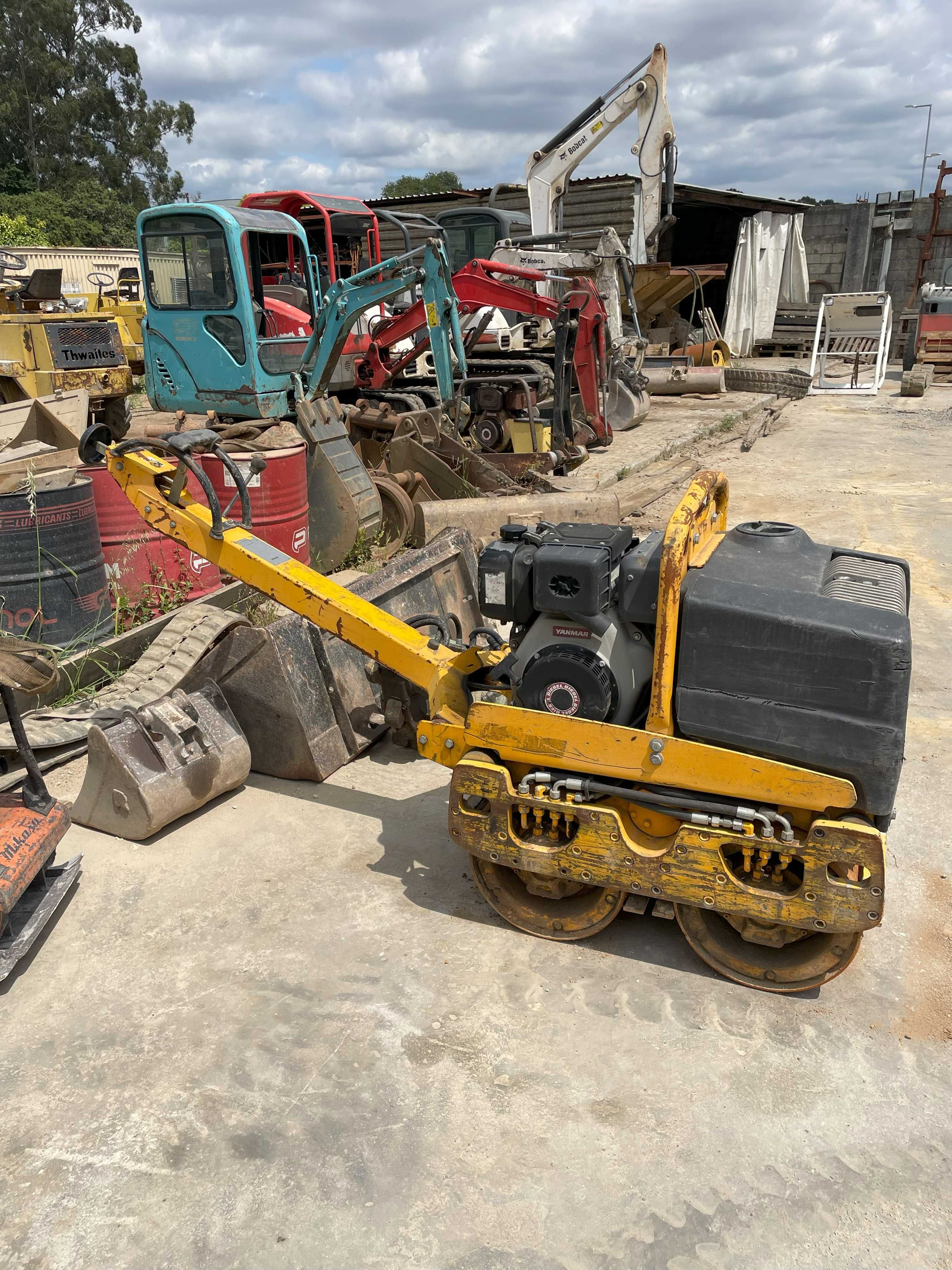Cilindro compactador apeado Ammann ARW65