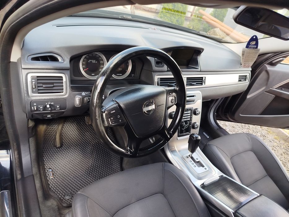 Volvo V70  2,4 D5.  4x4