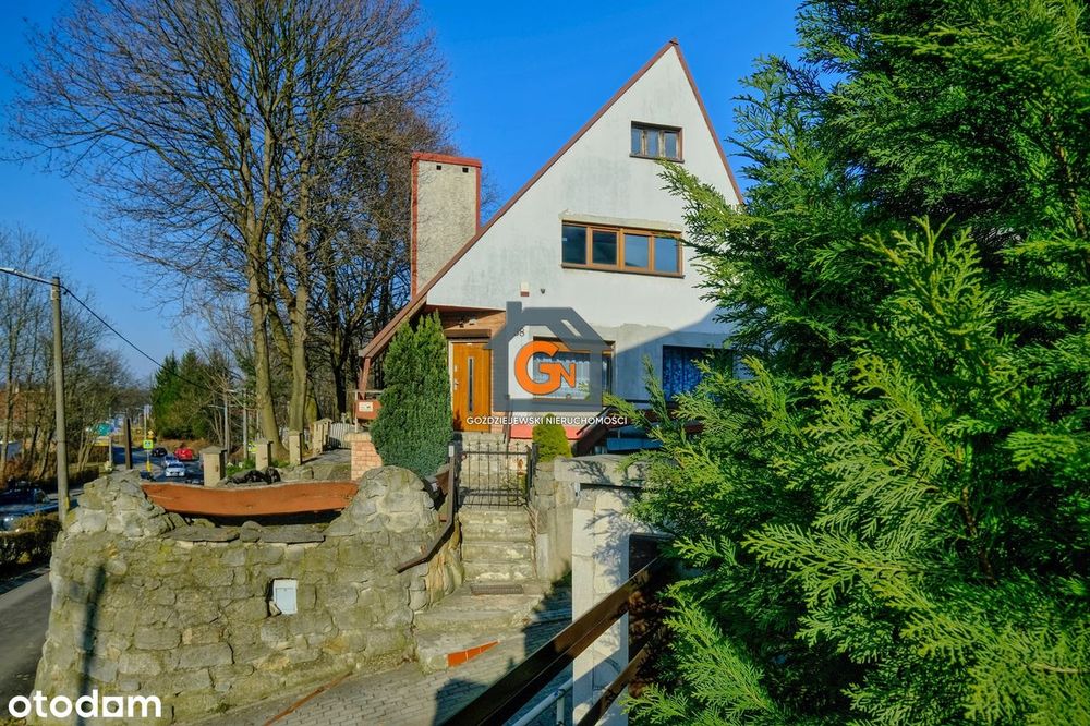 Sprzedam dom z budynkiem pod działalność usługową