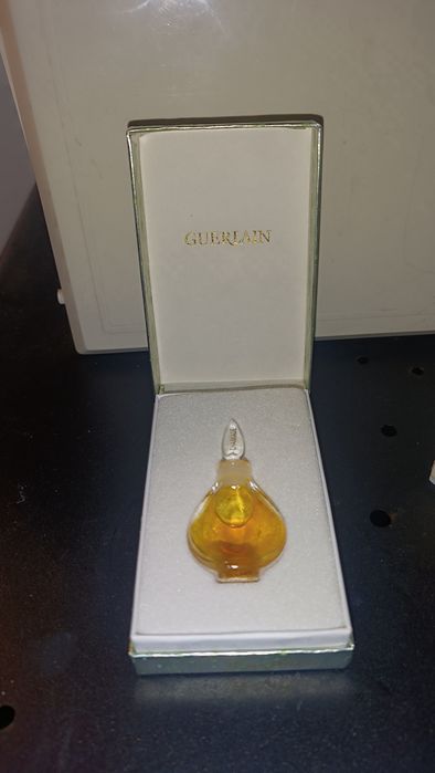 Духи , парфуми Guerlain Paris 2ml parfum