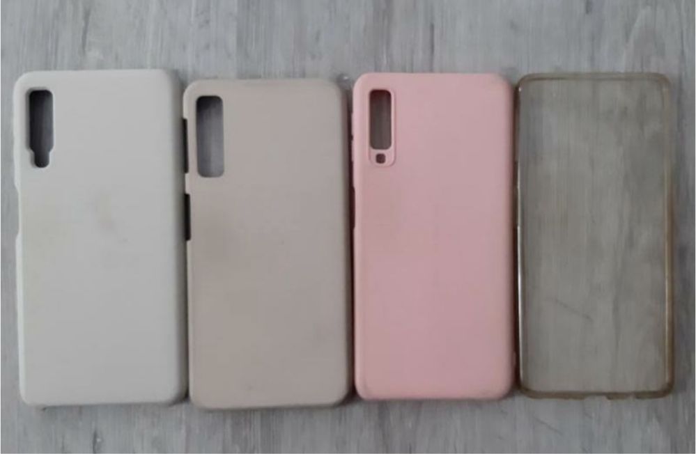 Комплект чохлів на samsung galaxy a7 2018, б/в.
