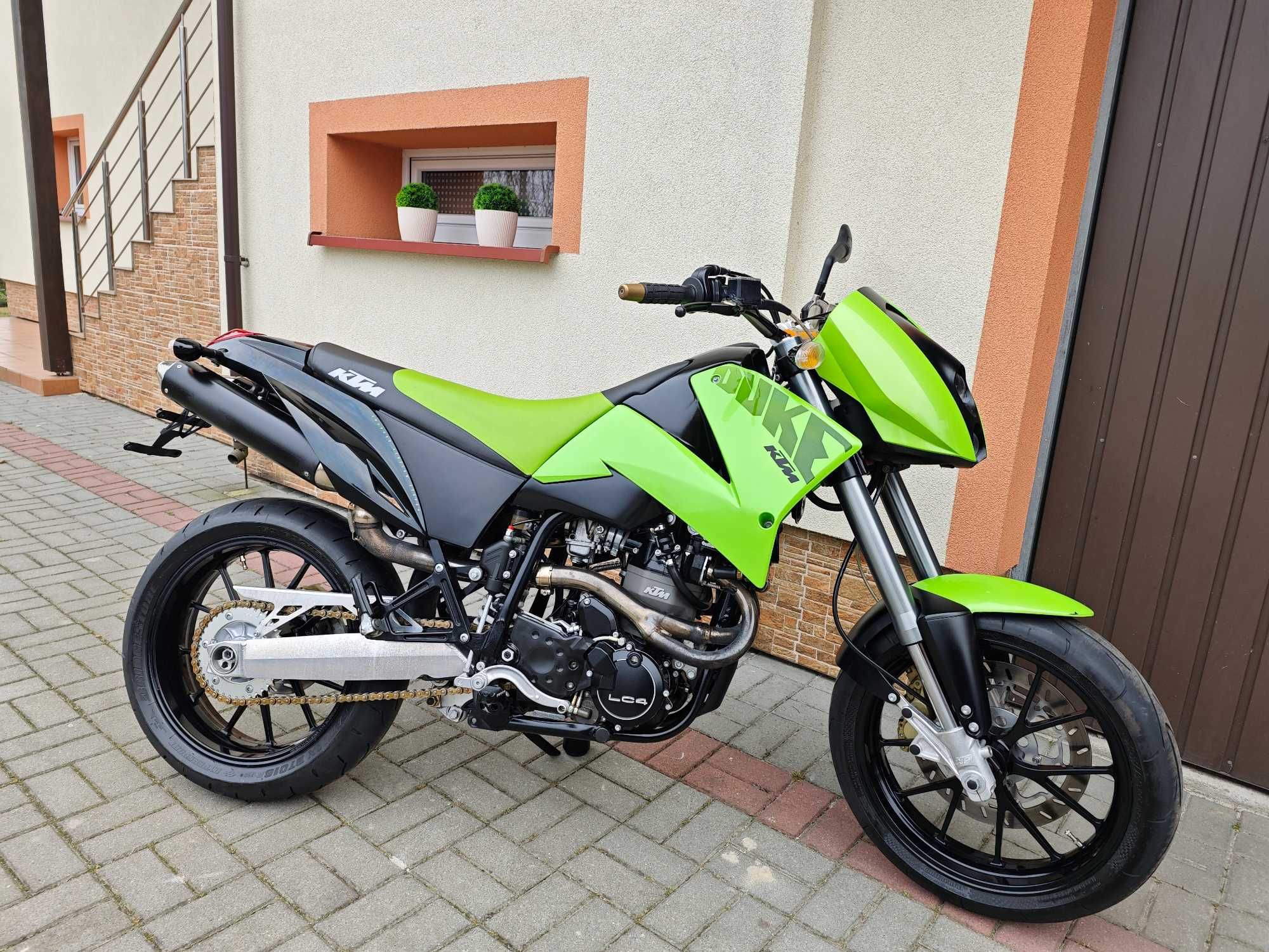 KTM 640 LC4 DUKE II Lime Green Limited Edition Supermoto