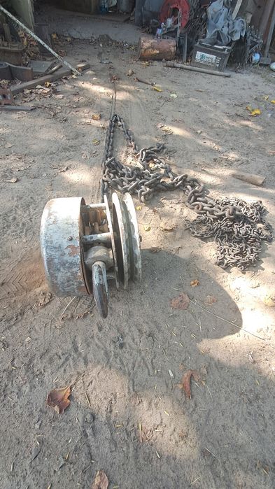 Продам бетоно мішалку !!