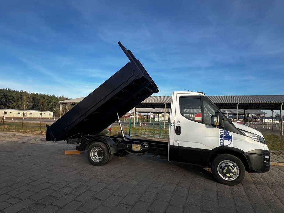 Wywrotka do 3.5t IVECO Daily 35C13