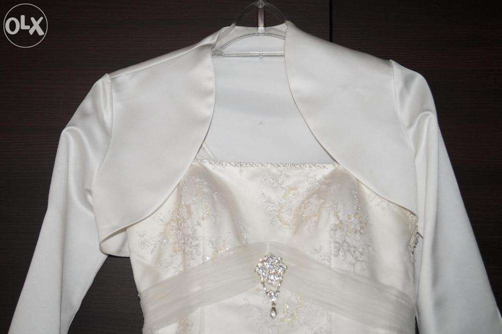suknia ślubna kolor ecru r. 38
