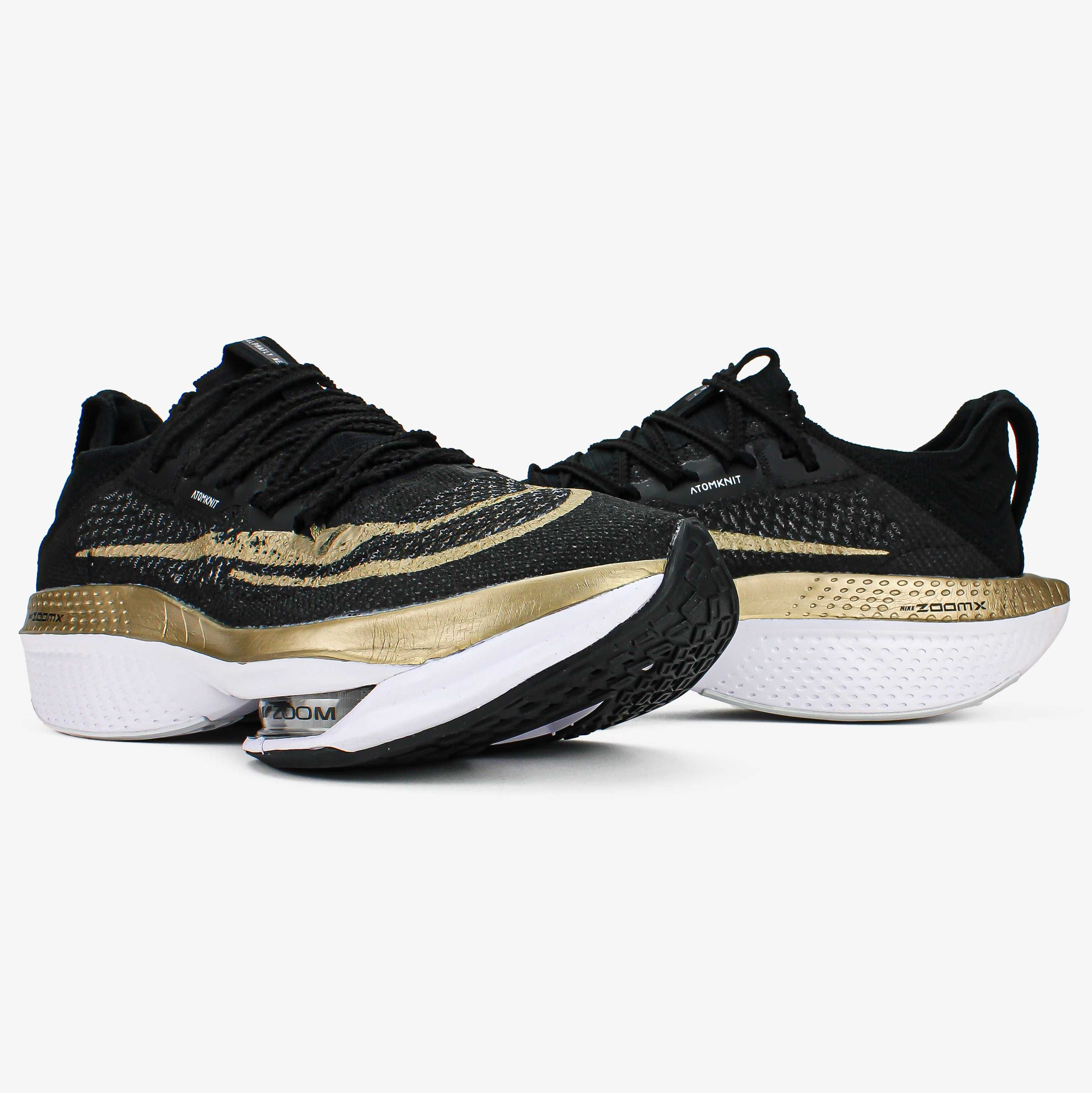 Чоловічі кросівки Nike Air Zoom Alphafly NEXT% 2 чорний з золотим 0105